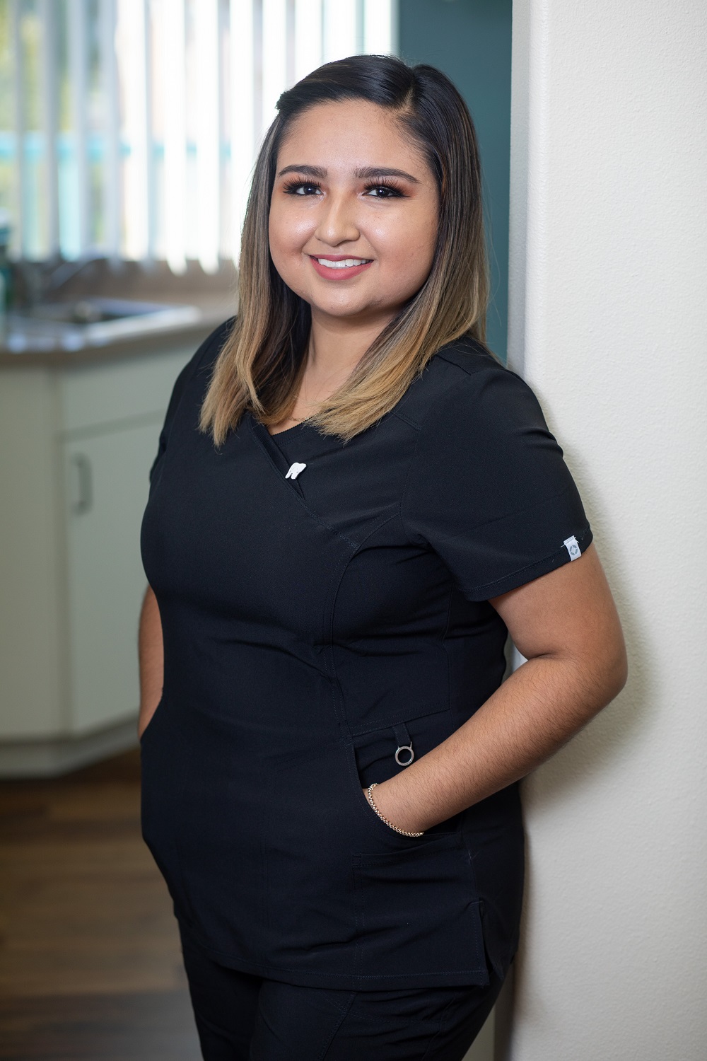 dental assistant mina of scripps west dental