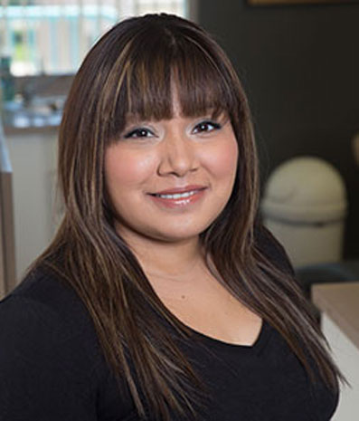 sara - dental assistant of scripps west dental